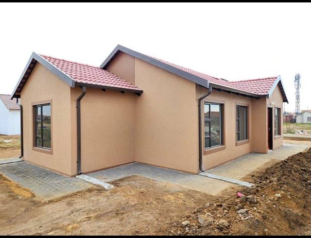 2 BEDROOM HOUSE FOR SALE IN WINDMILL PARK